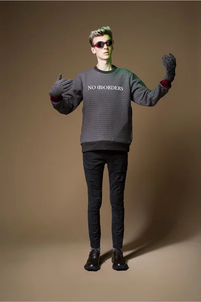 Look 14